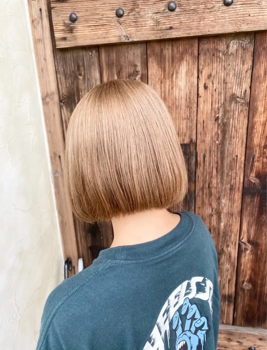 ショート カラー ブリーチ×ハイトーン 🔥小林達哉のヘアスタイル