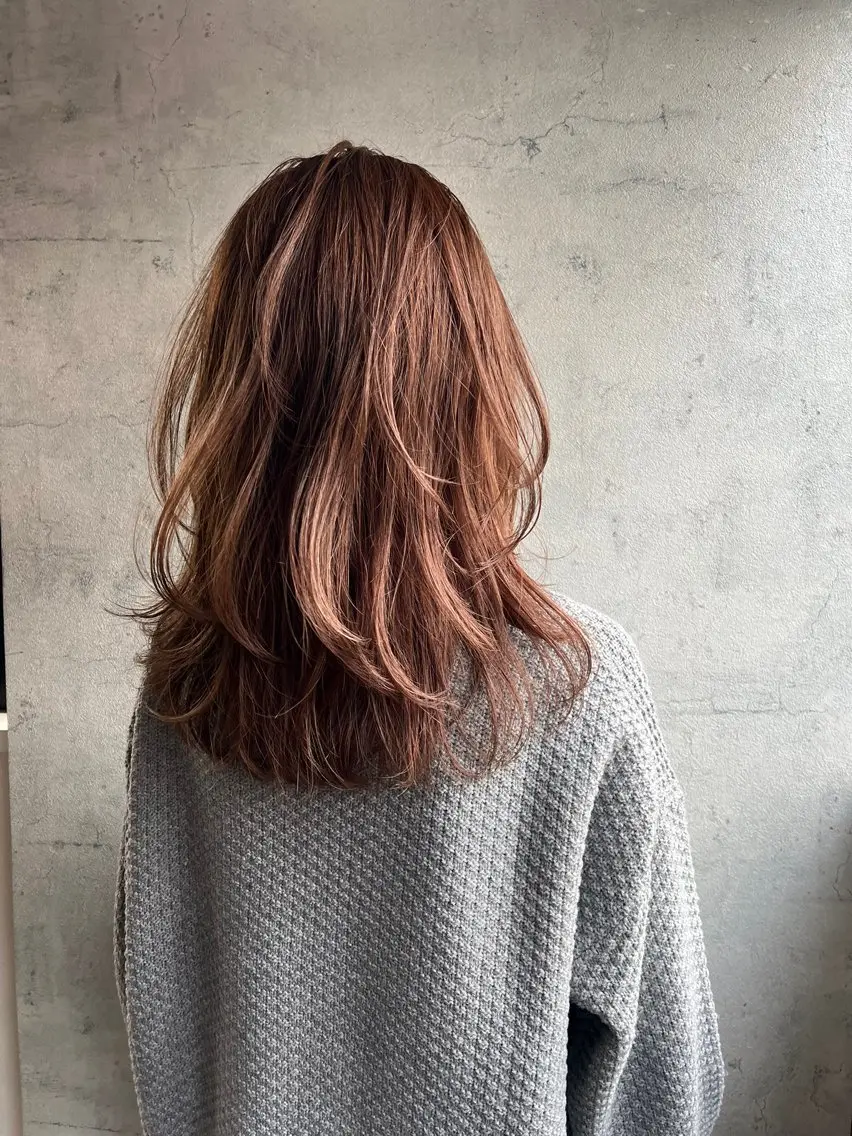 ミディアム カラー レイヤーカット カット ヘアカラー トリートメント 原田 和幸のエステ・リラクイメージ