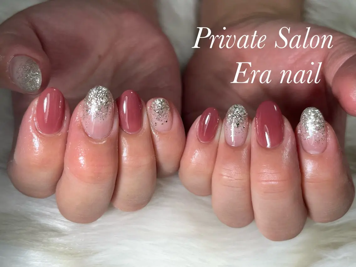 ネイル グラデーション ラメ(グリッター) ラメグラデーション ワンカラーネイル ハンドネイル Era nailのネイルデザイン