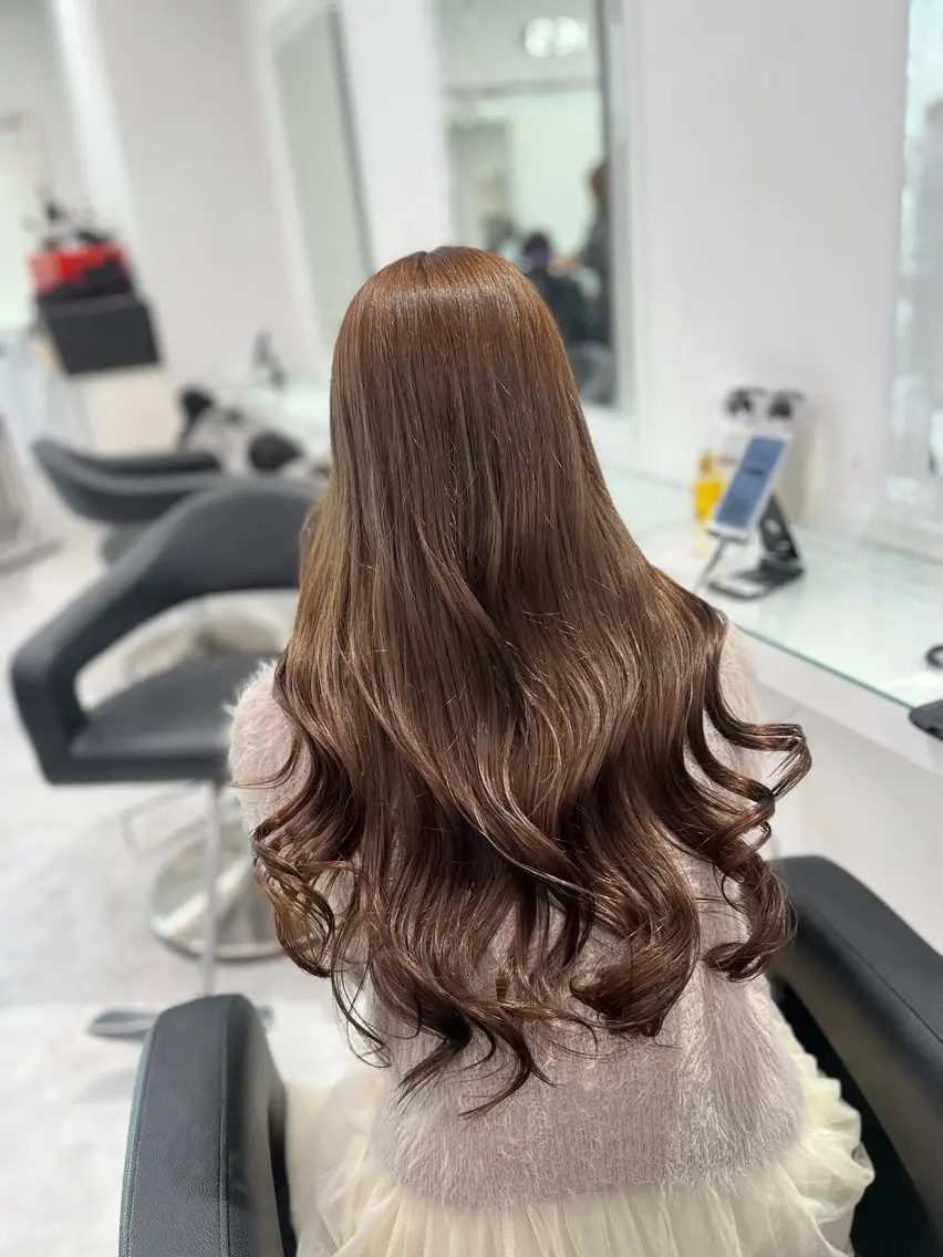 ロング カラー ヘアアレンジ ヘアカラー トリートメント ヘアセット 垢抜け透明感 カラー🪽ྀི🤎のヘアスタイル