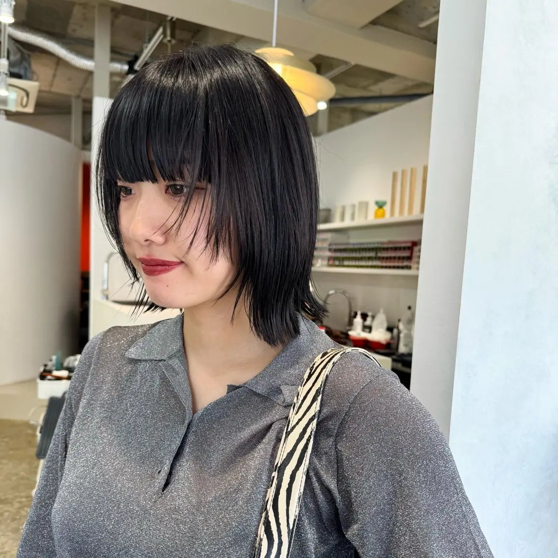 ショート カラー カット ヘアカラー トリートメント 可愛いパーマスタイル といえばISSEYのヘアスタイル