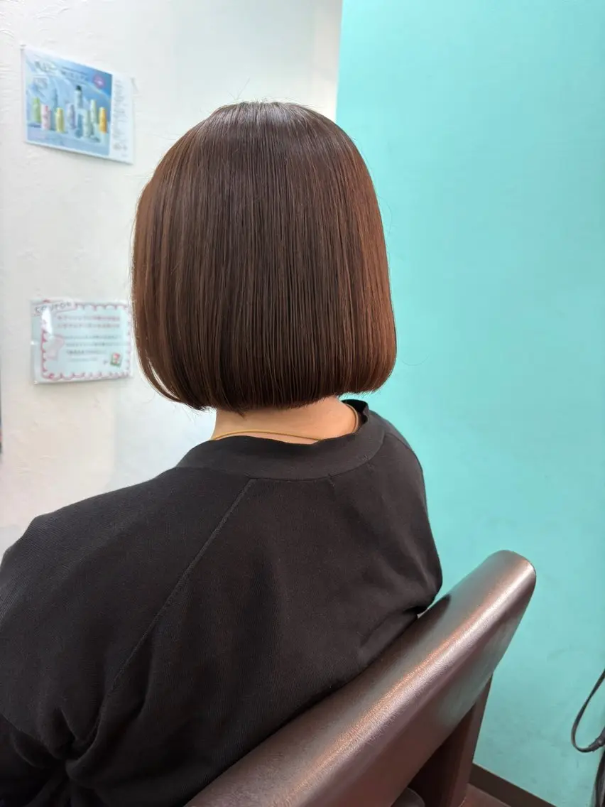 ショート カット 荻 佳那子のヘアスタイル