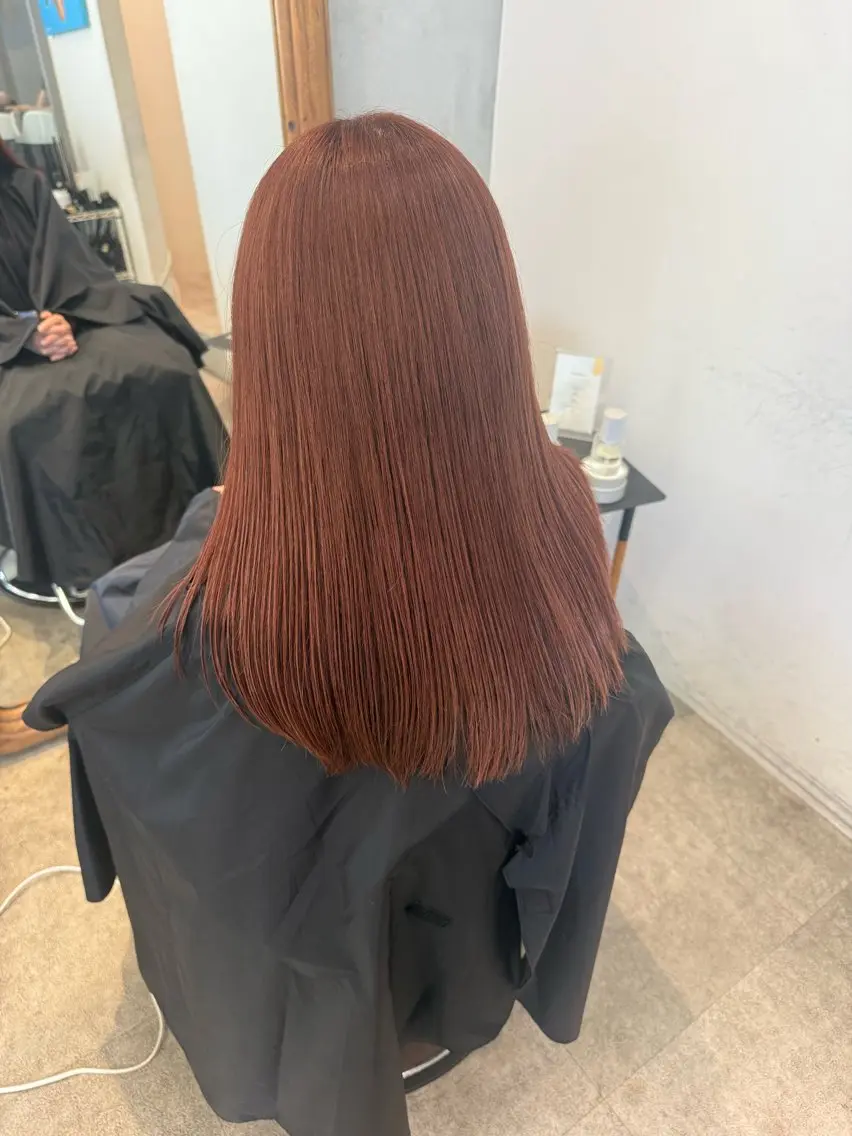 ロング ヘアカラー 福本 萌のヘアスタイル