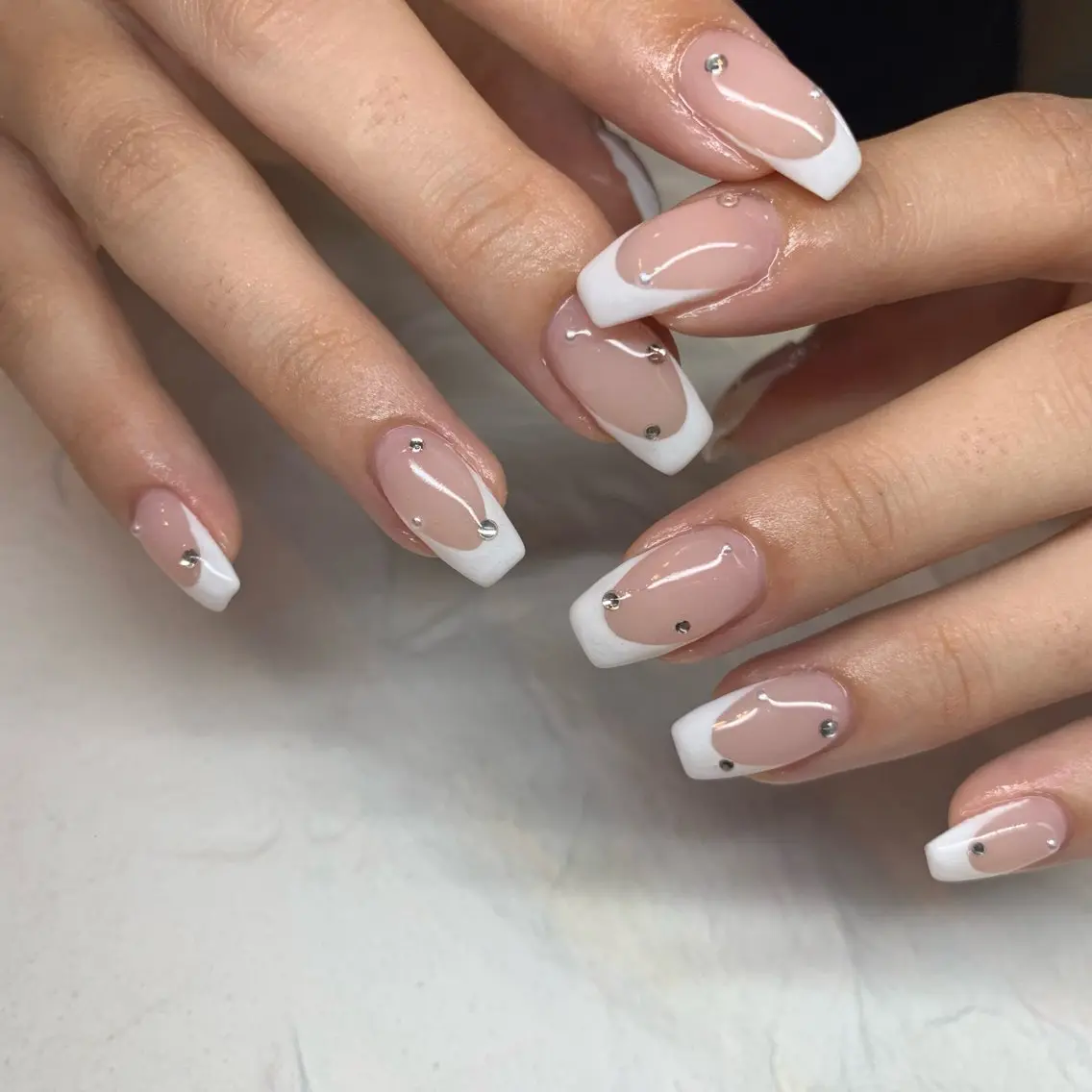 ネイル フレンチネイル スカルプネイル スクエアネイル happiness nailのネイルデザイン