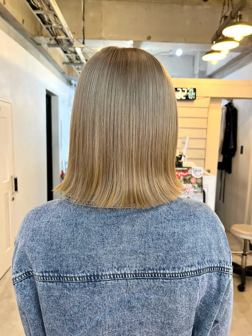 ショート カラー ヘアカラー ブリーチ有無Wカラー メンズパーマ大成のヘアスタイル
