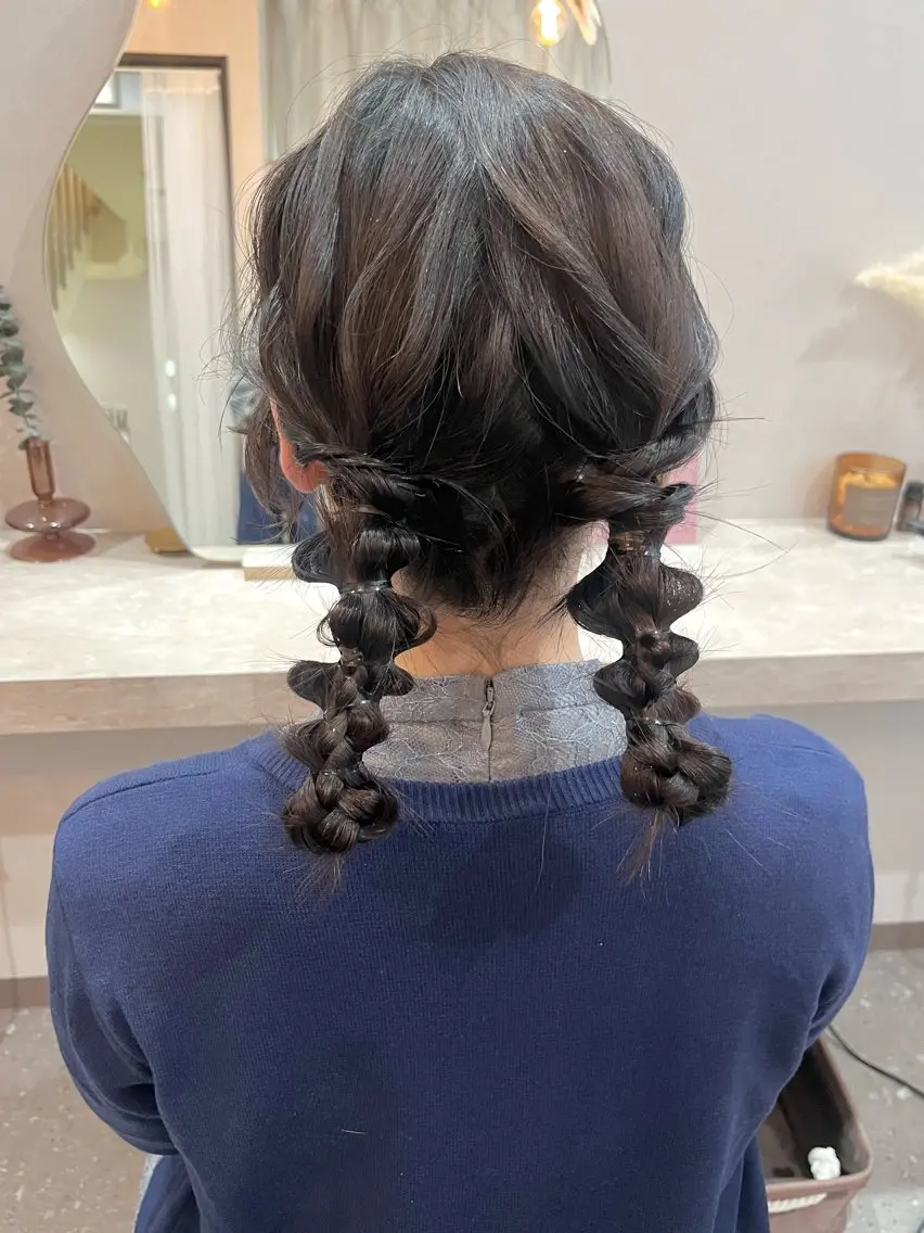 セミロング ヘアアレンジ ヘアセット Mila Akariのヘアスタイル
