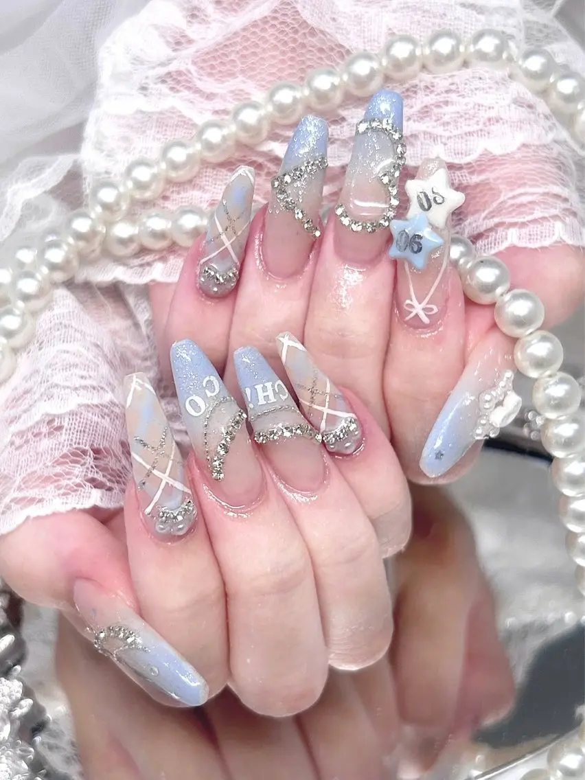 ネイル ハンドネイル ️🫧みつき/ 渋谷/痛ネイル️🫧のネイルデザイン