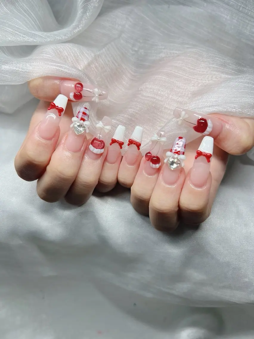 ネイル ハンドネイル Lee Nailsのネイルデザイン