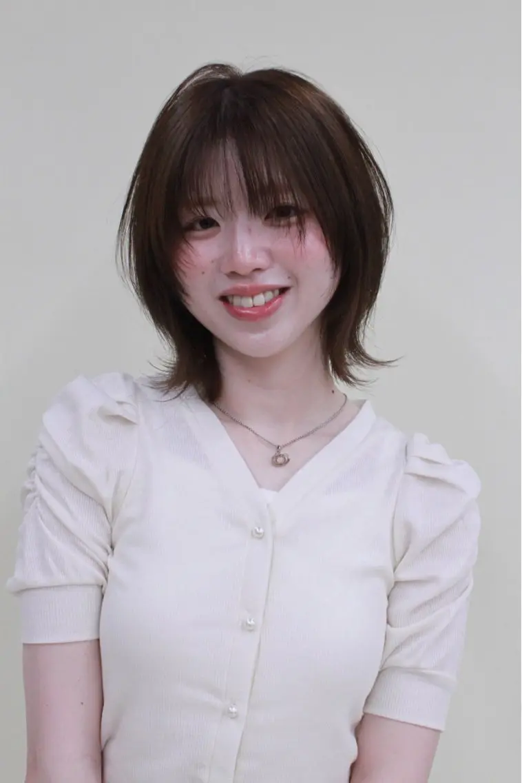 ショート レイヤーカット 小顔カット ウルフカット ウルフレイヤー Blume Rinのヘアスタイル