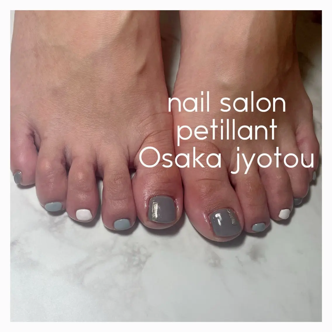 ネイル アートネイル フットネイル シルバー nail salon petillantのネイルデザイン