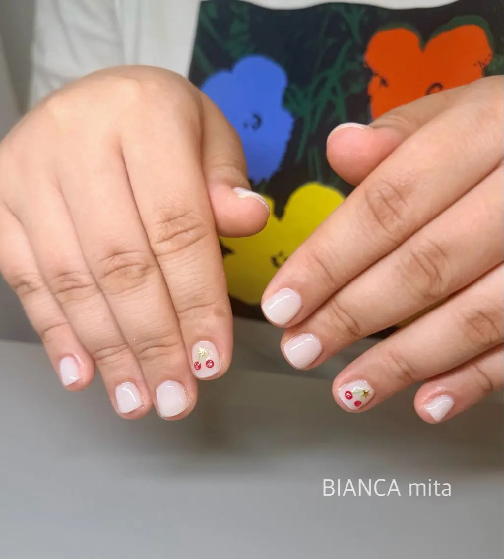 ネイル ハンドネイル Bianca 三田 IMAIのネイルデザイン