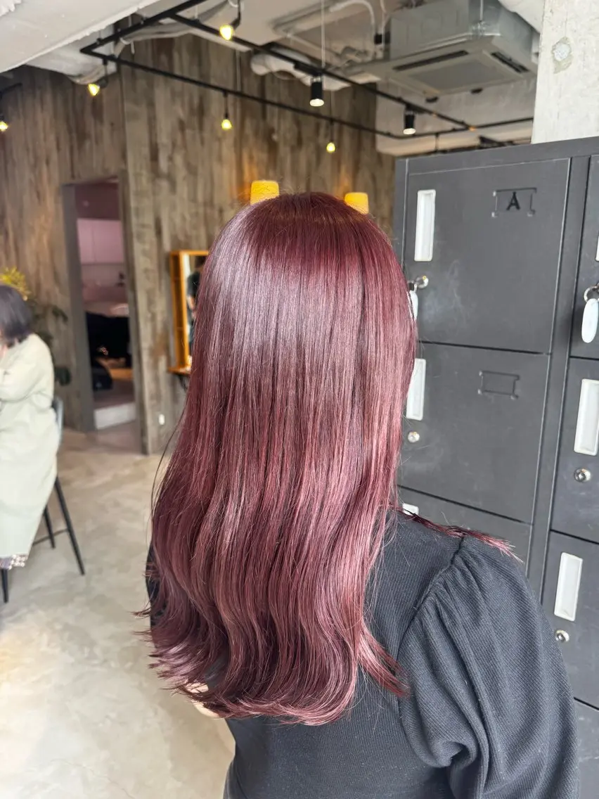ロング カット ヘアカラー トリートメント 山本 望華のヘアスタイル