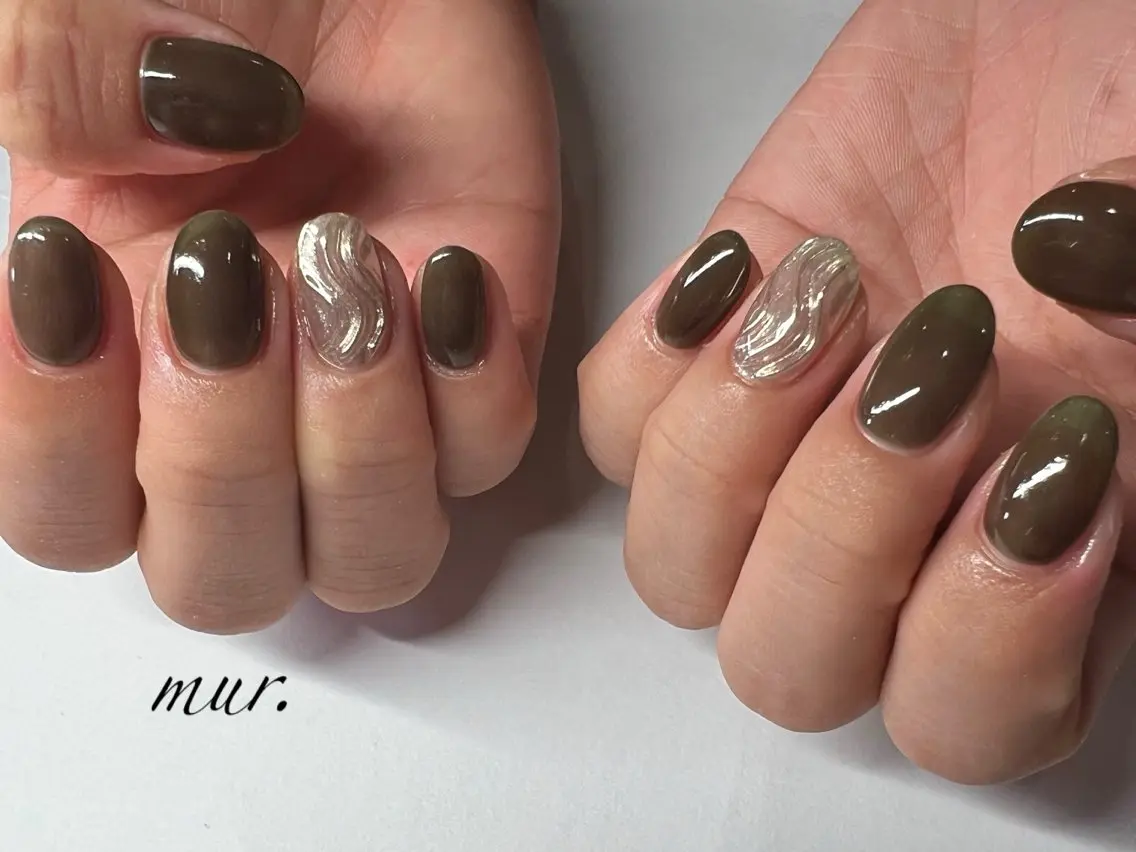 ネイル アートネイル ジェルネイル グリーン 韓国ネイル ミラーネイル nailsalon mur.のネイルデザイン
