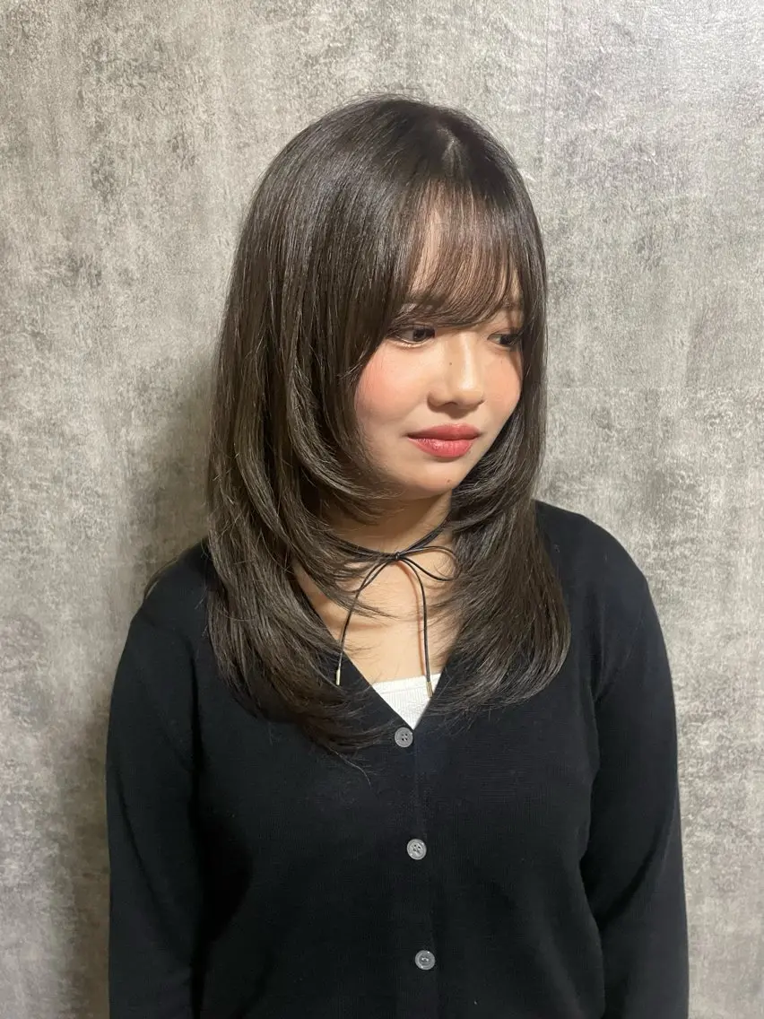 カラー CAPSULE Anjuのヘアスタイル