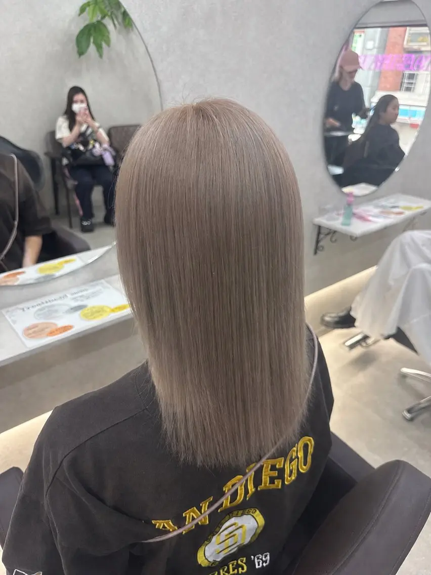 カラー ヘアカラー 💙関 愛菜💙のヘアスタイル