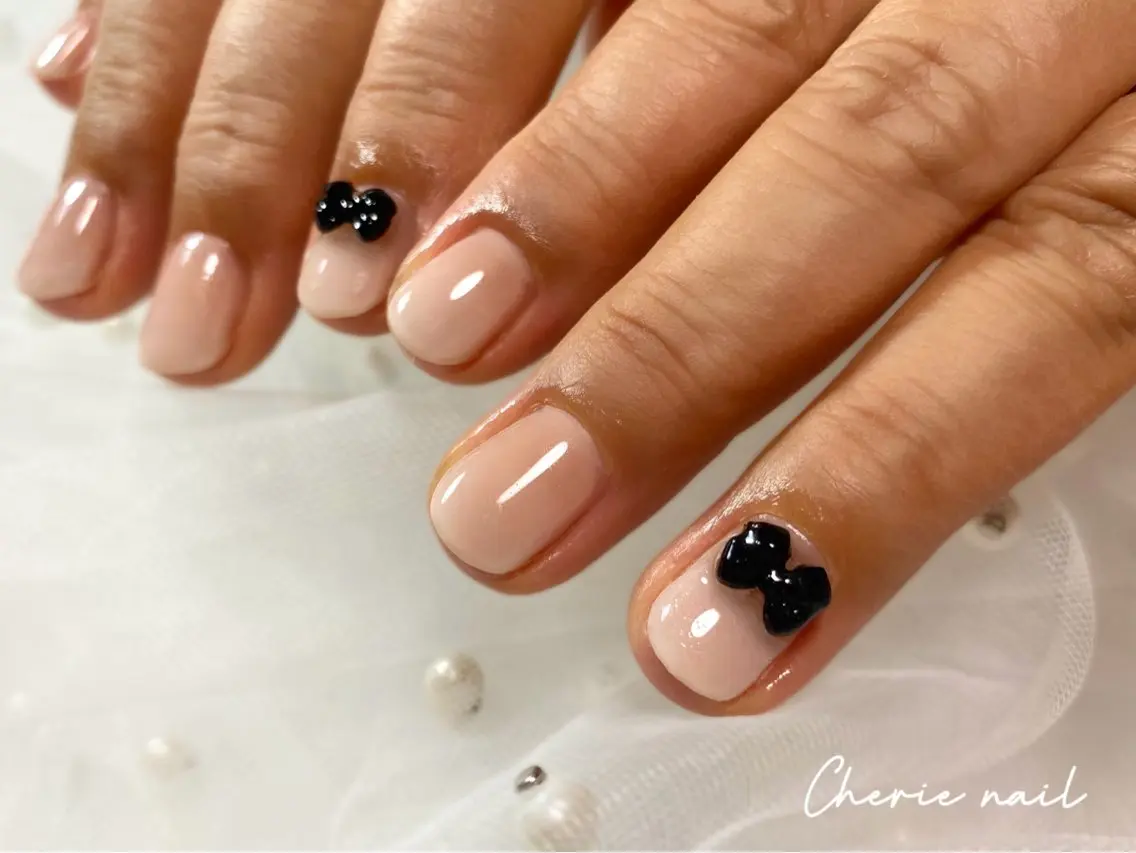 ネイル ジェルネイル オフィスネイル ピンク リボン シンプルネイル Cherienail yunaのネイルデザイン