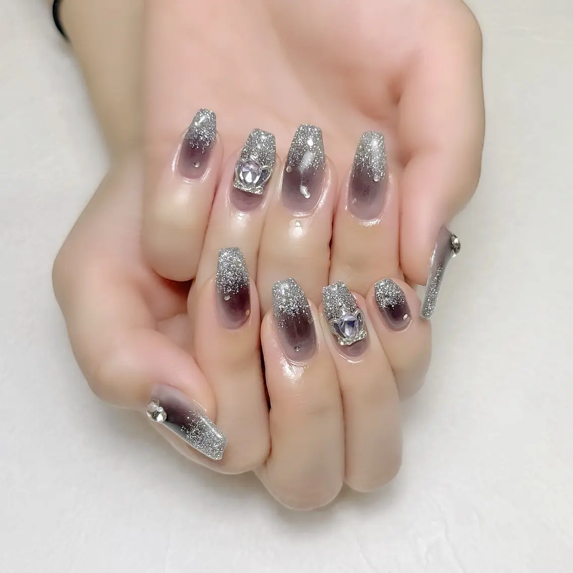 ネイル チークネイル フラッシュネイル ジェルネイル ワンホンネイル rouse nail RISATOのネイルデザイン