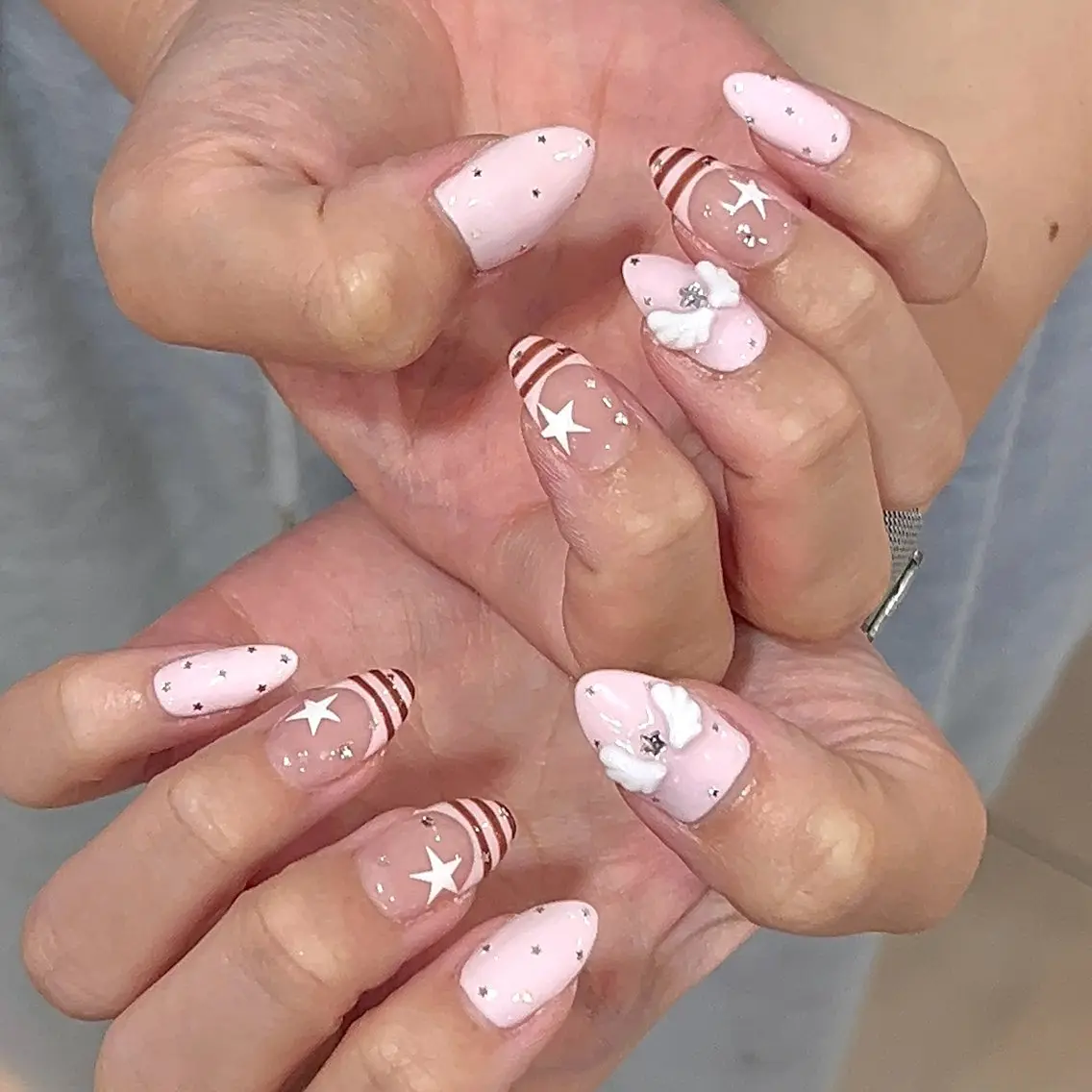 ネイル ボーダー フレンチネイル ハンドネイル misaki🎀 coffret.のネイルデザイン