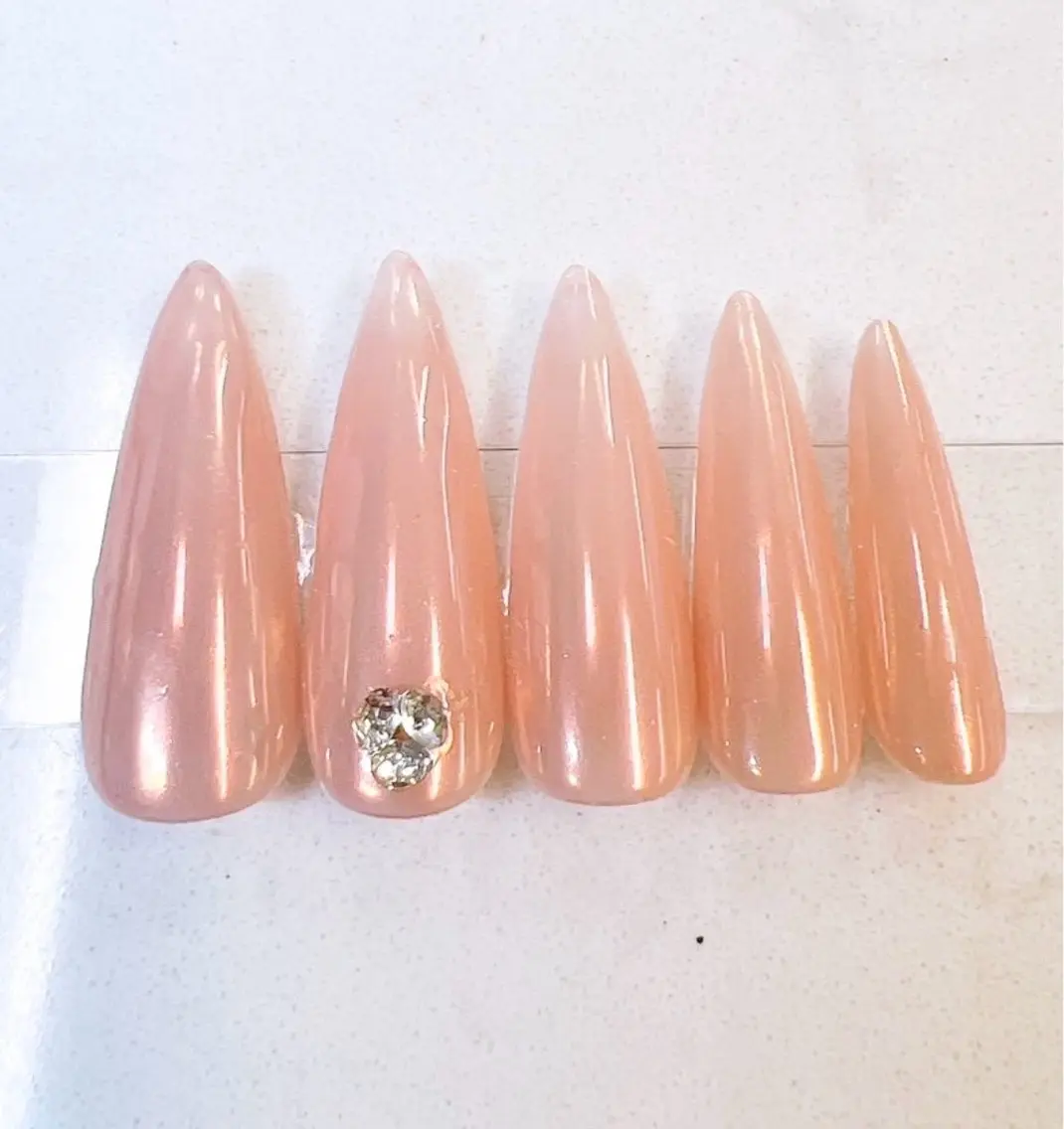 ネイル フレンチネイル ジェルネイル ガラスフレンチ グラデーション ハート Queeens nailのネイルデザイン