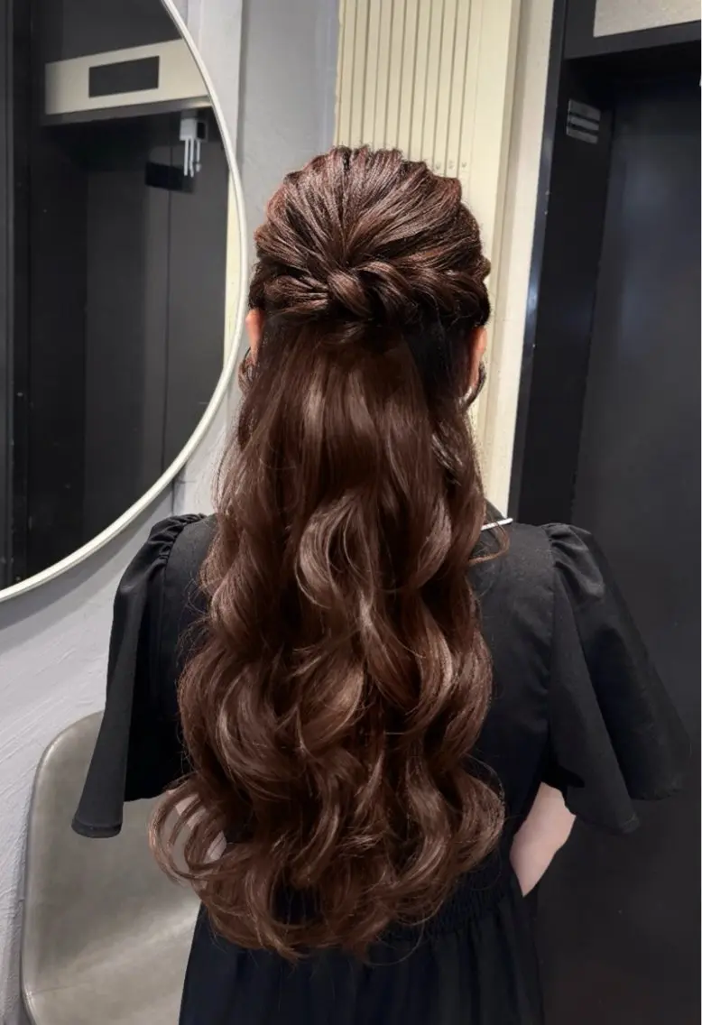 ヘアアレンジ aina 🩵のヘアスタイル