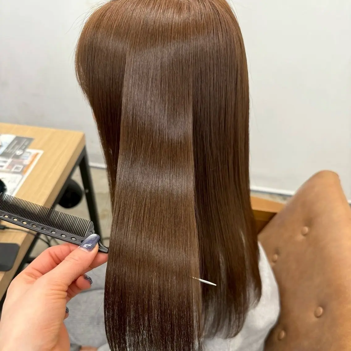 ミディアム カラー 傷ませないカラー ✨髪質改善✨レオンのヘアスタイル