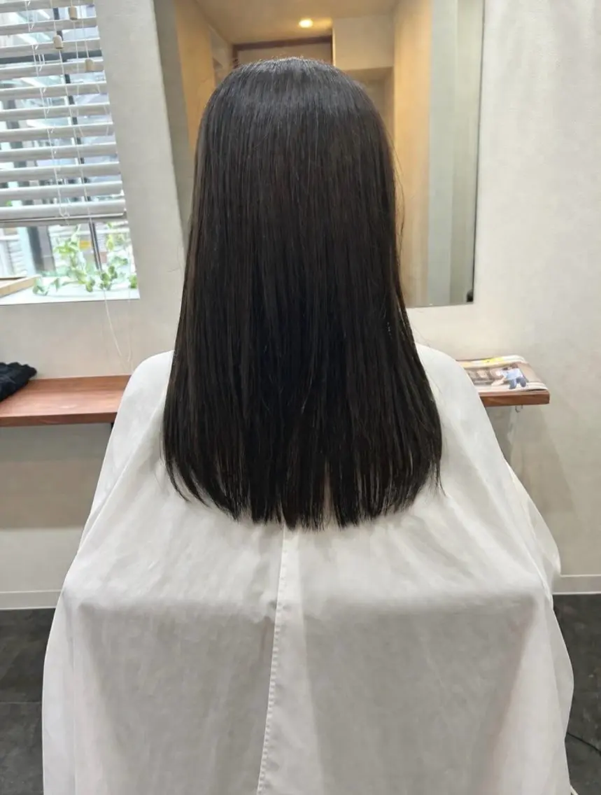 ロング SEEK （シーク）のヘアスタイル