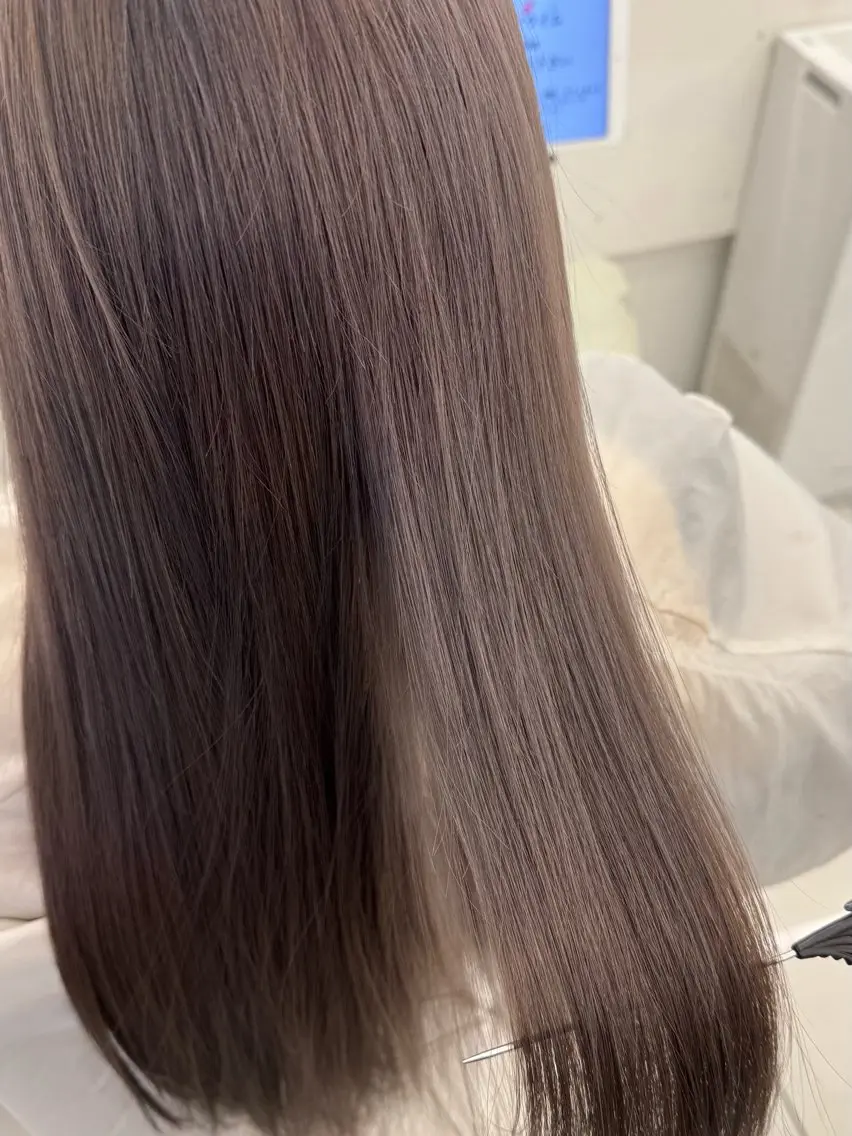セミロング カラー グレージュ ヘアカラー Nene ／Roverのヘアスタイル