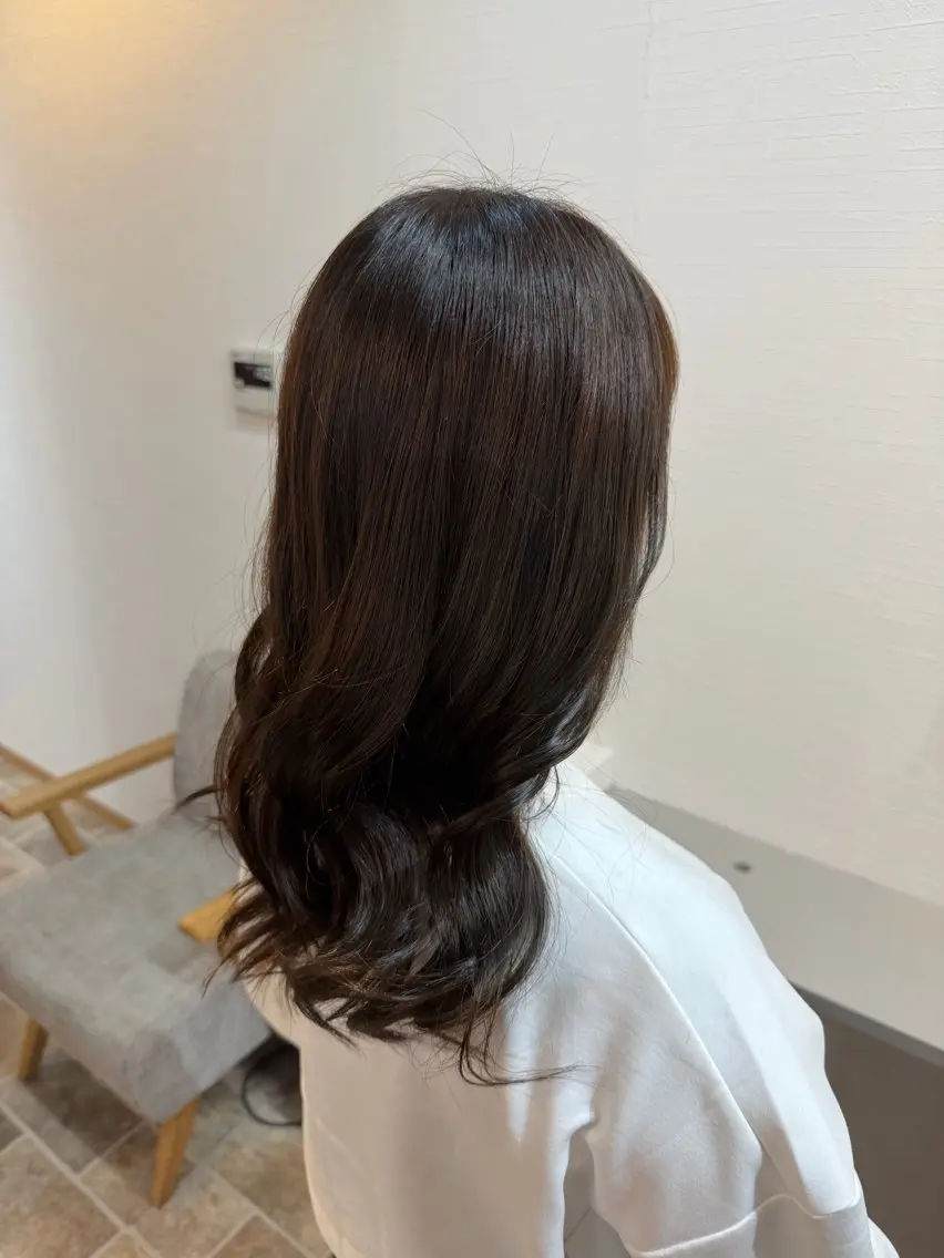 セミロング カラー ブラウンカラー AYANE／ 艶カラー🌟のヘアスタイル