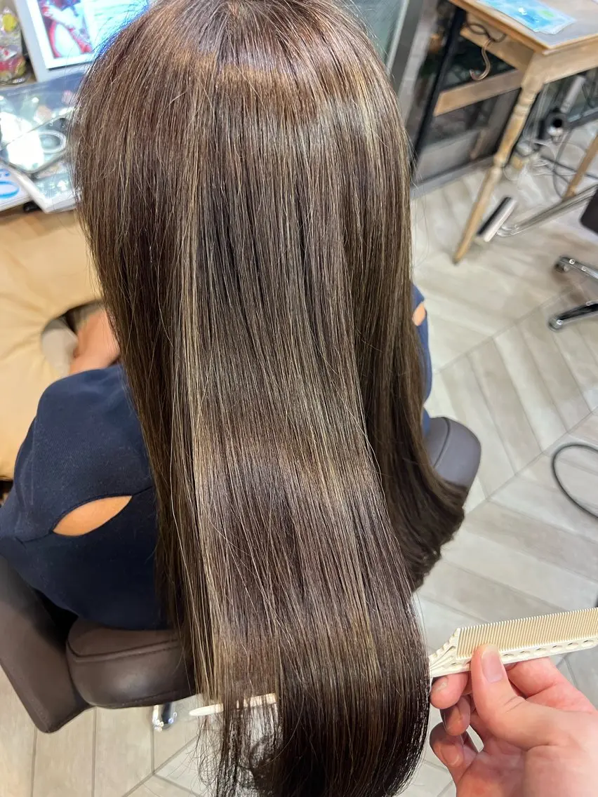 セミロング トリートメント 縮毛矯正練習 モデル募集✨️NOAのヘアスタイル