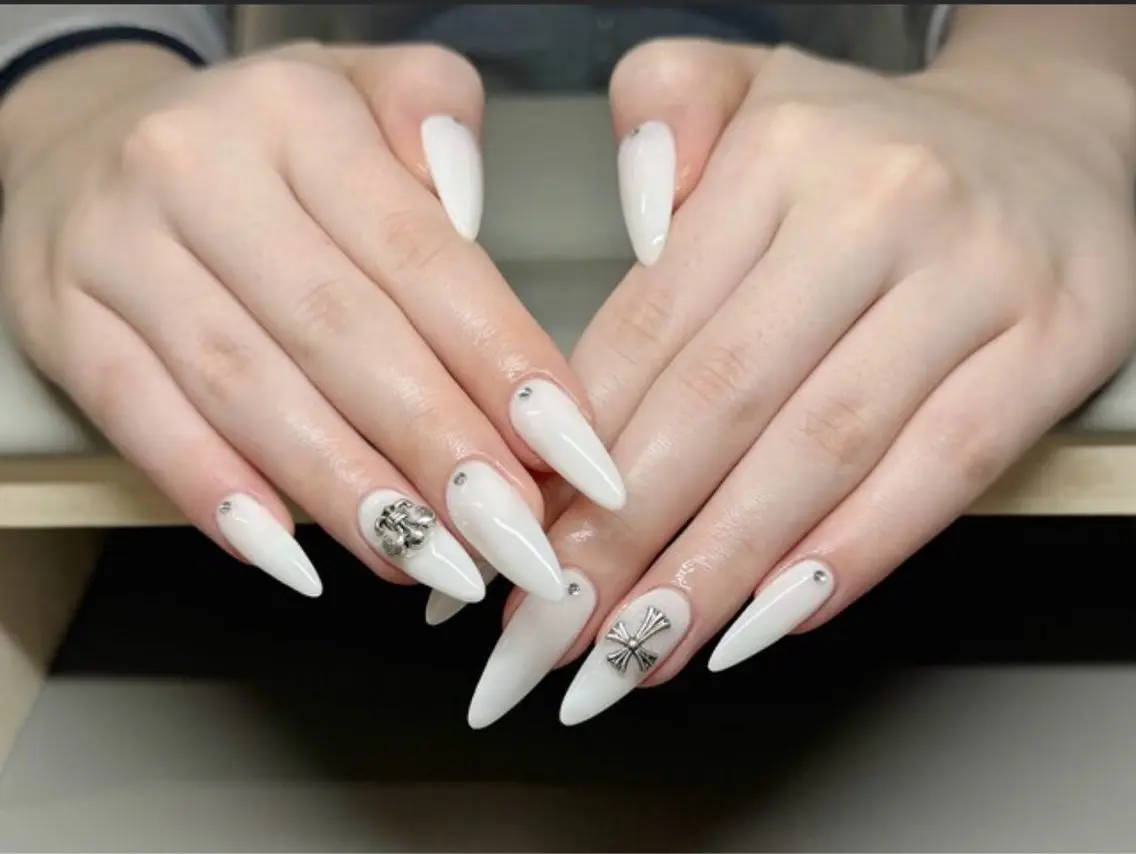 ネイル more glamのネイルデザイン