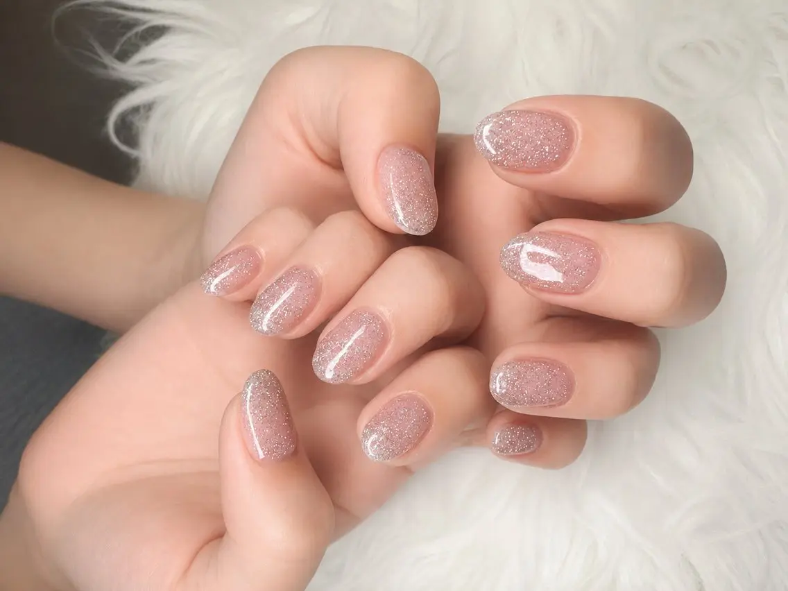 ネイル MIKA RUBY NAIL SLONのネイルデザイン