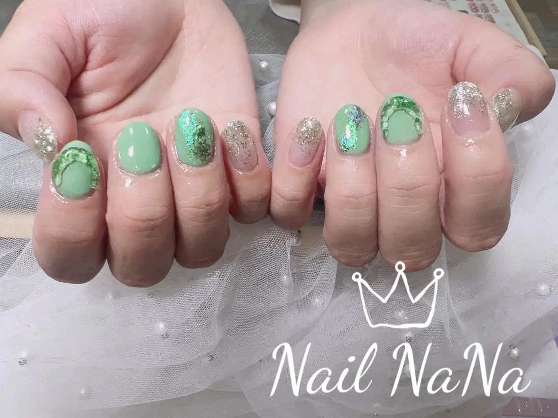 ショート カラー ネイル ハンドネイル Nail NaNaのネイルデザイン