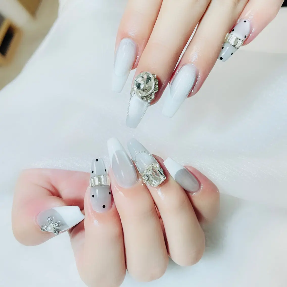 ネイル 長さ出し 持ち込み ネイルチップ Amina nail salonのネイルデザイン