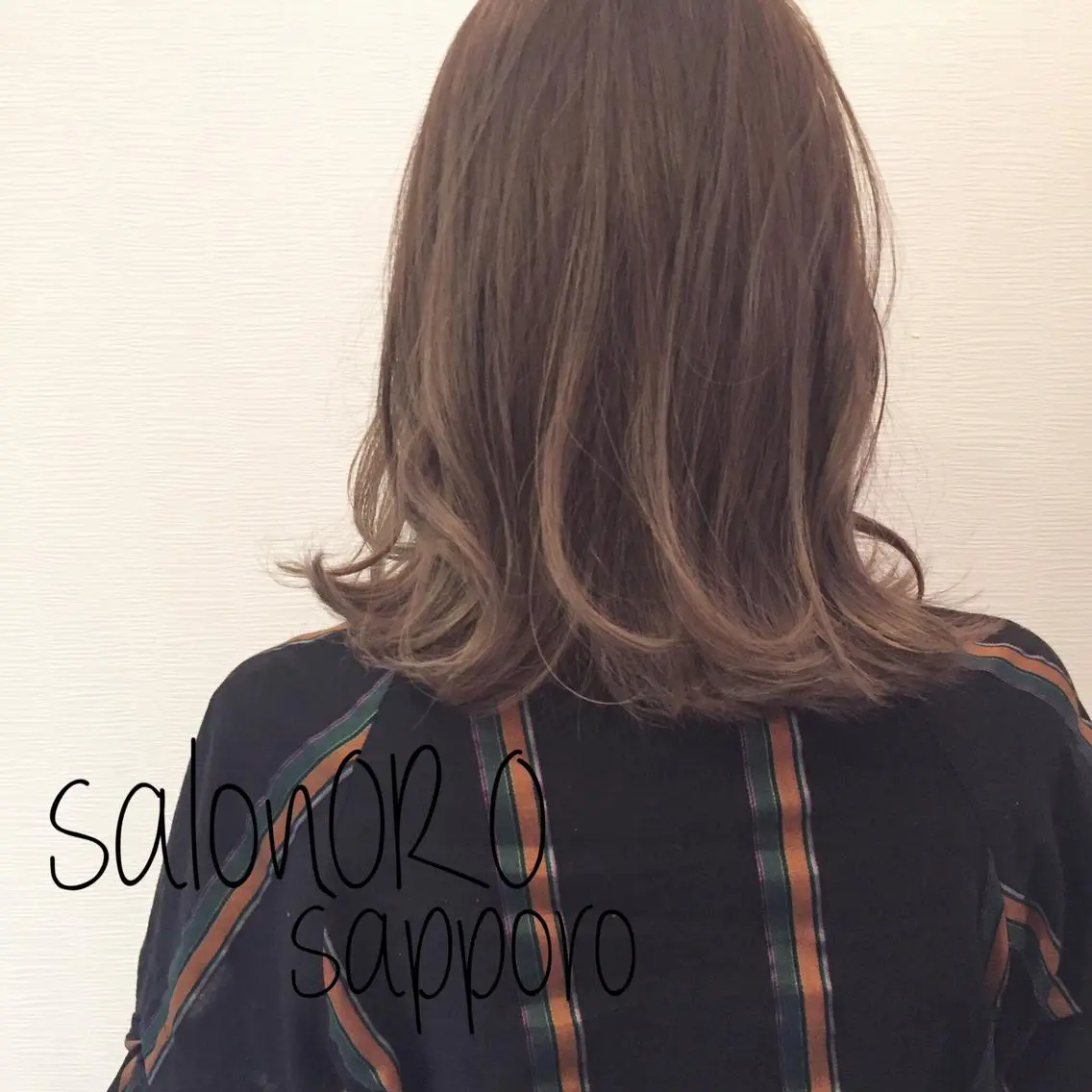 セミロング カラー ブリーチ グラデーションカラー グレージュ ハイライトカラー ハイライト カット ヘアカラー トリートメント 池田 真由美のヘアスタイル