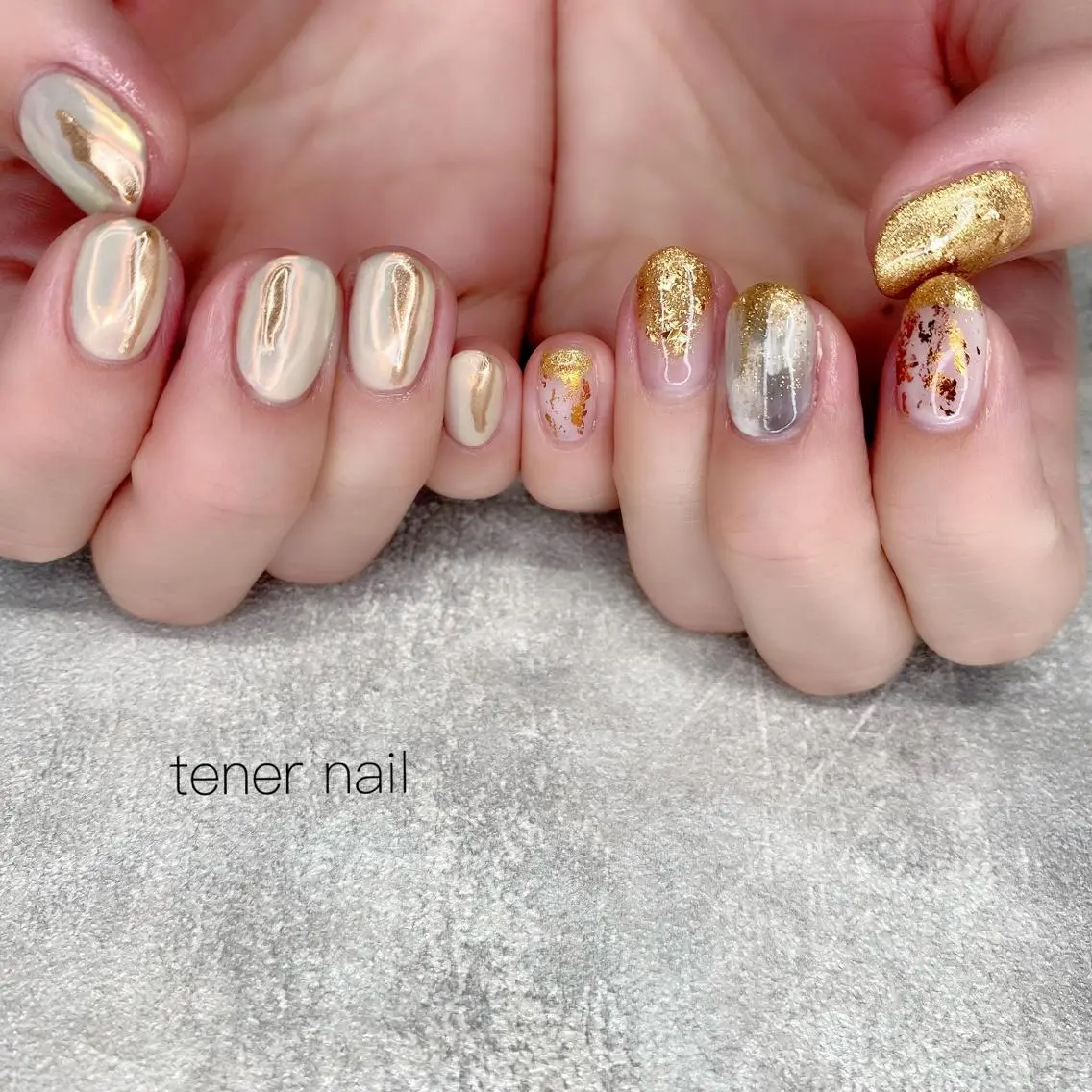ネイル ゴールド ニュアンスネイル テネルネイル tener nailのネイルデザイン