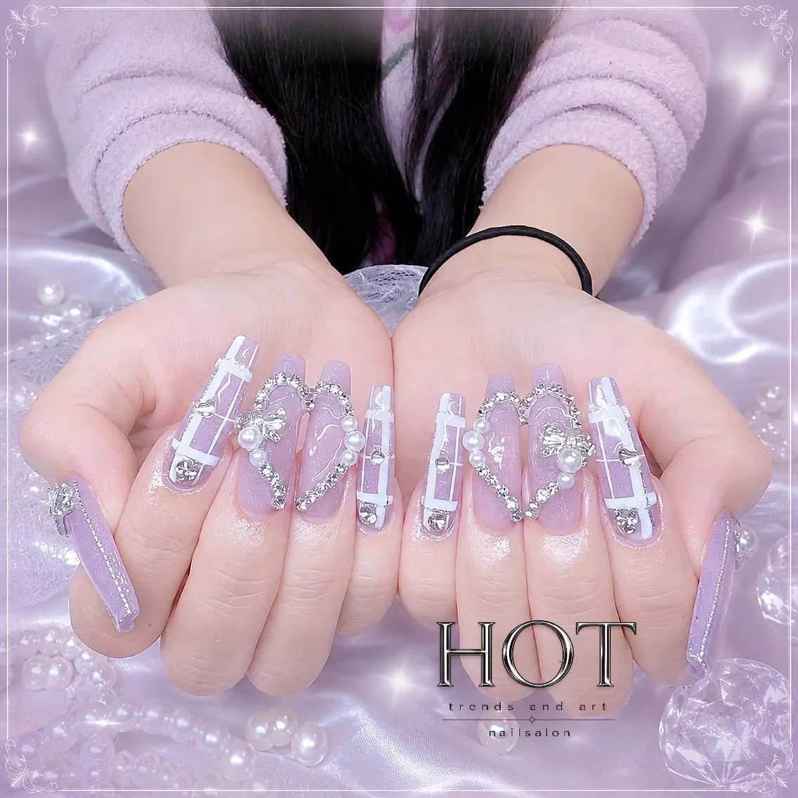 ネイル アートネイル オーロラネイル クリアネイル 長さ出し フレンチネイル ハンドネイル HOT Nail Salonのネイルデザイン