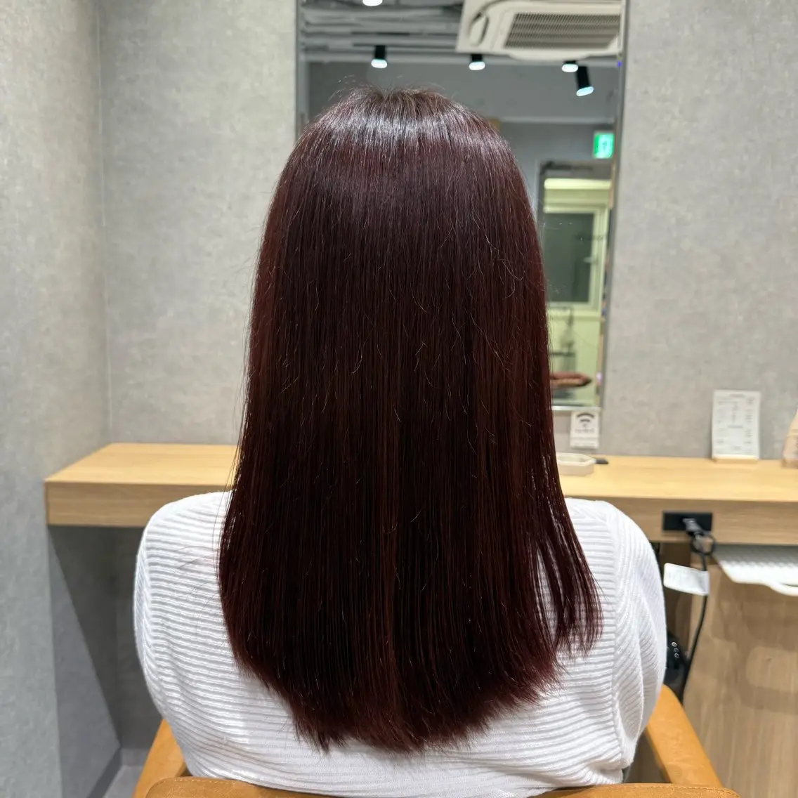 セミロング ヘアカラー YUZU 🤖💎のヘアスタイル