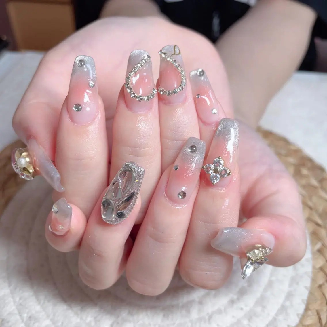 ネイル ハンドネイル M 🌷Nail 長さだし専門店のネイルデザイン