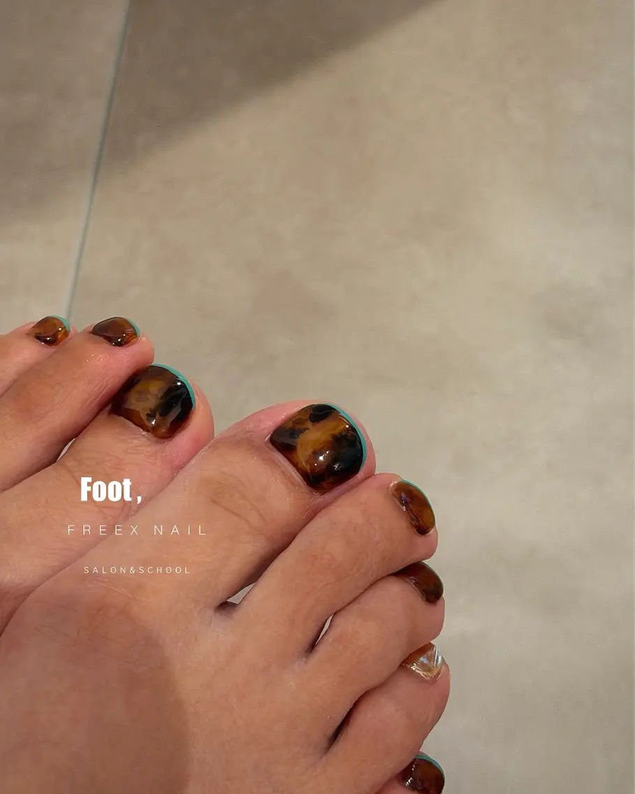 ネイル べっ甲ネイル フットネイル freex nail /ニュアンス/個性派のネイルデザイン