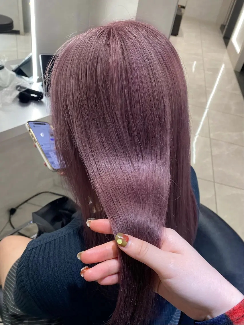 ロング ヘアカラー トリートメント 上品ハイトーン×艶 カラー🤍／ふうかのヘアスタイル