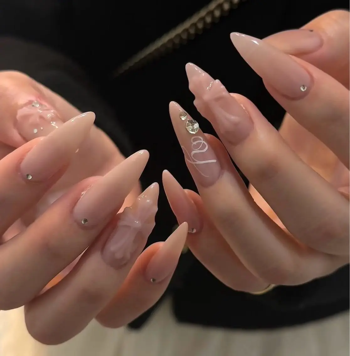 カラー Pun Sora Nailのネイルデザイン