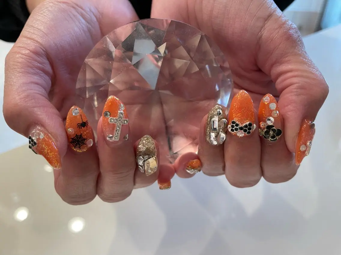 ネイル ♡ビジュール♡ NAIL &まつ毛のマツエク・マツパデザイン