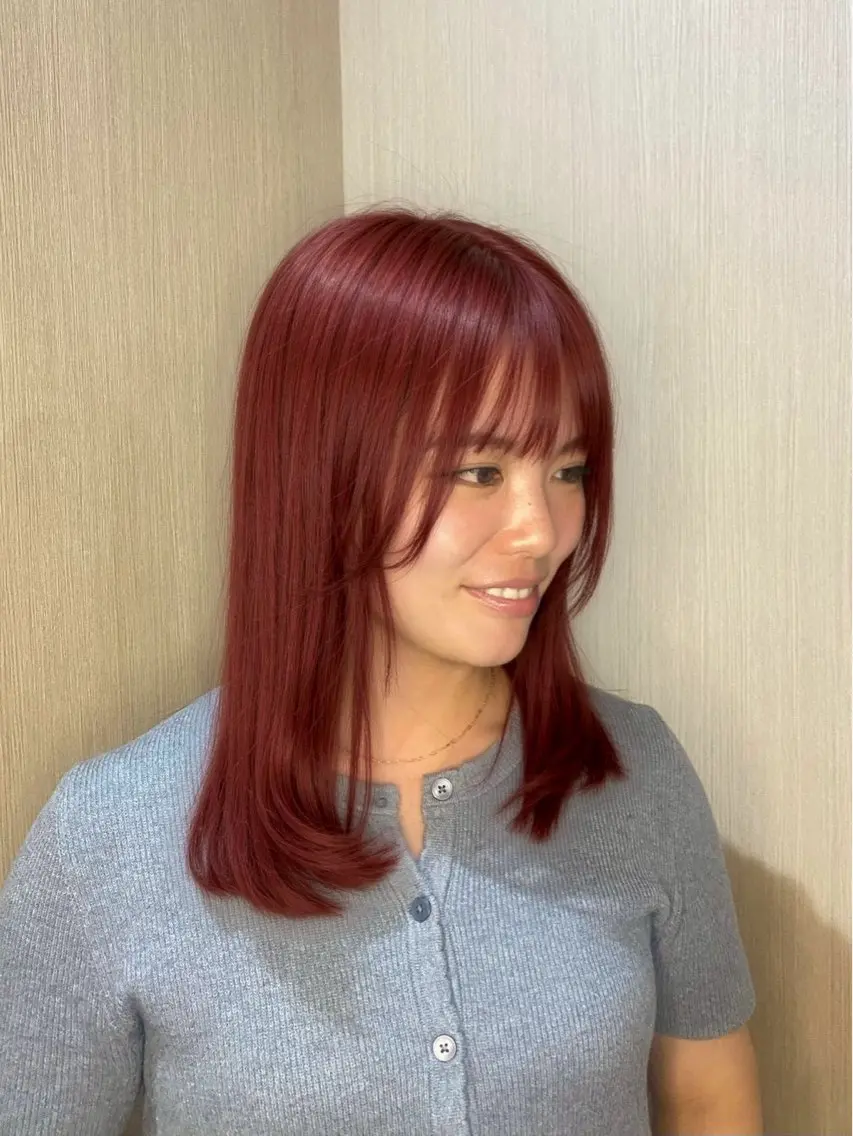 セミロング カラー レッドカラー ヘアカラー トリートメント 赤髪 暖色カラー特化🔥のヘアスタイル
