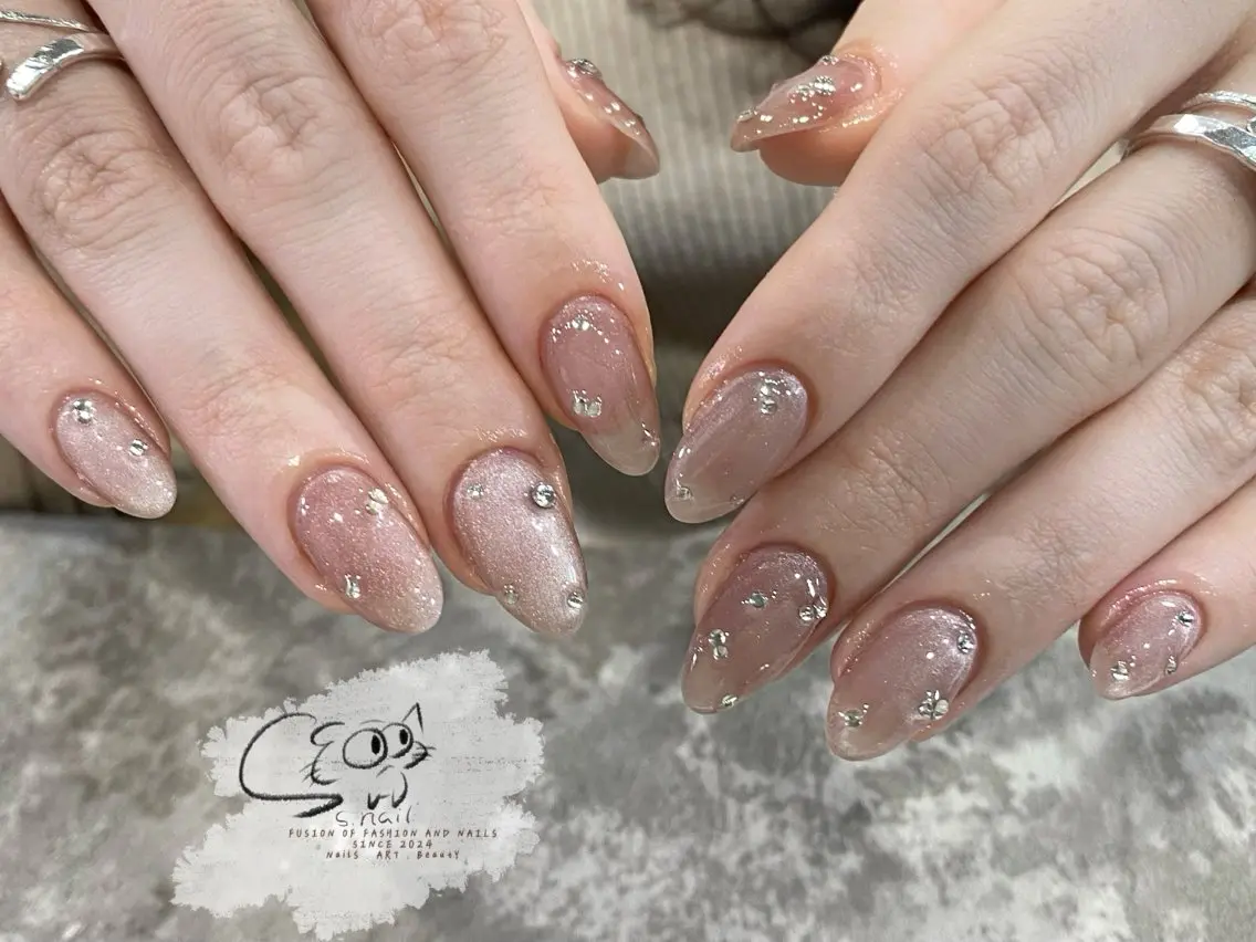 ネイル フレンチネイル ジェルネイル キラキラネイル ラメ(グリッター) マグネットネイル S.nail _のネイルデザイン