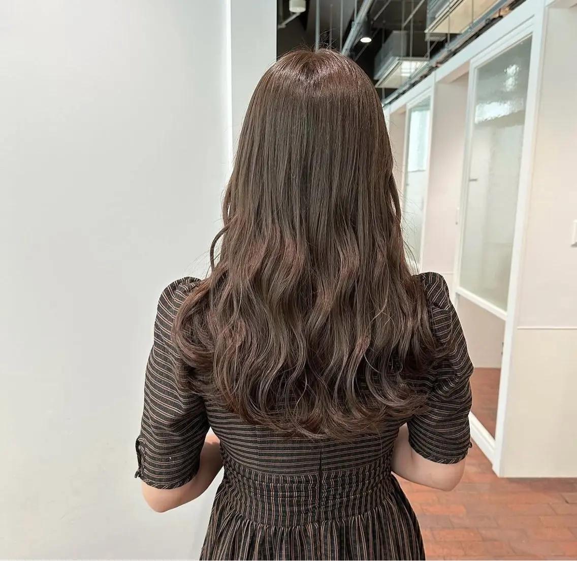 セミロング カット ヘアカラー 透明感color MANAKAのヘアスタイル