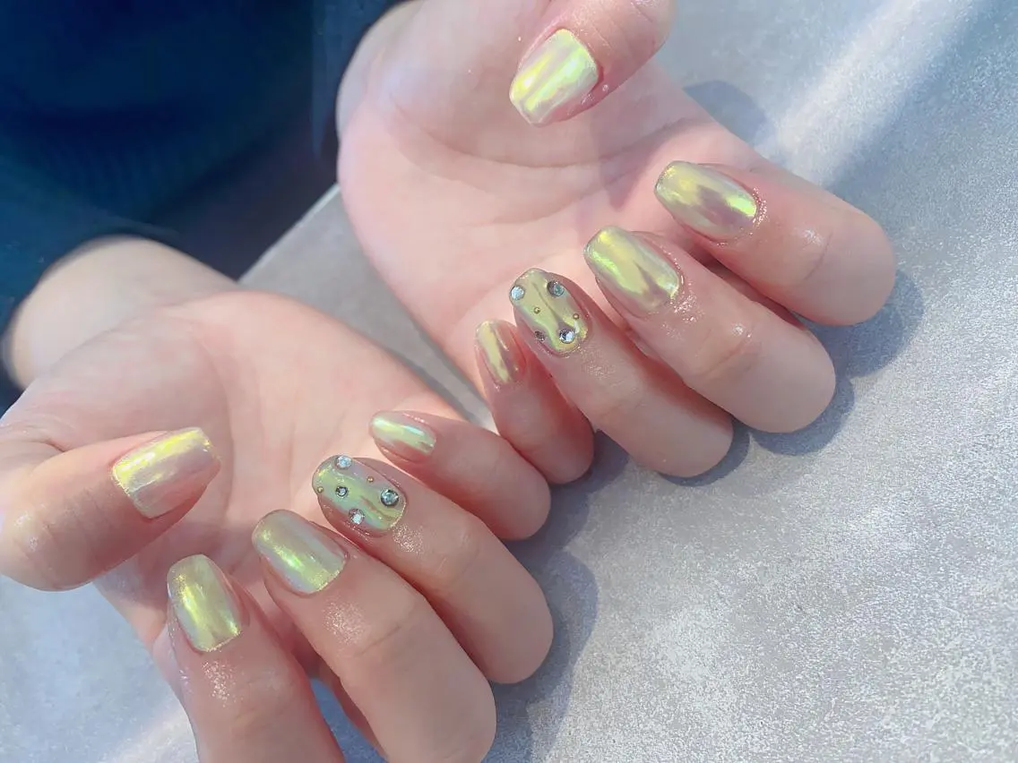 ショート ハンドネイル NAILSALON 🍔Timna🍟のネイルデザイン