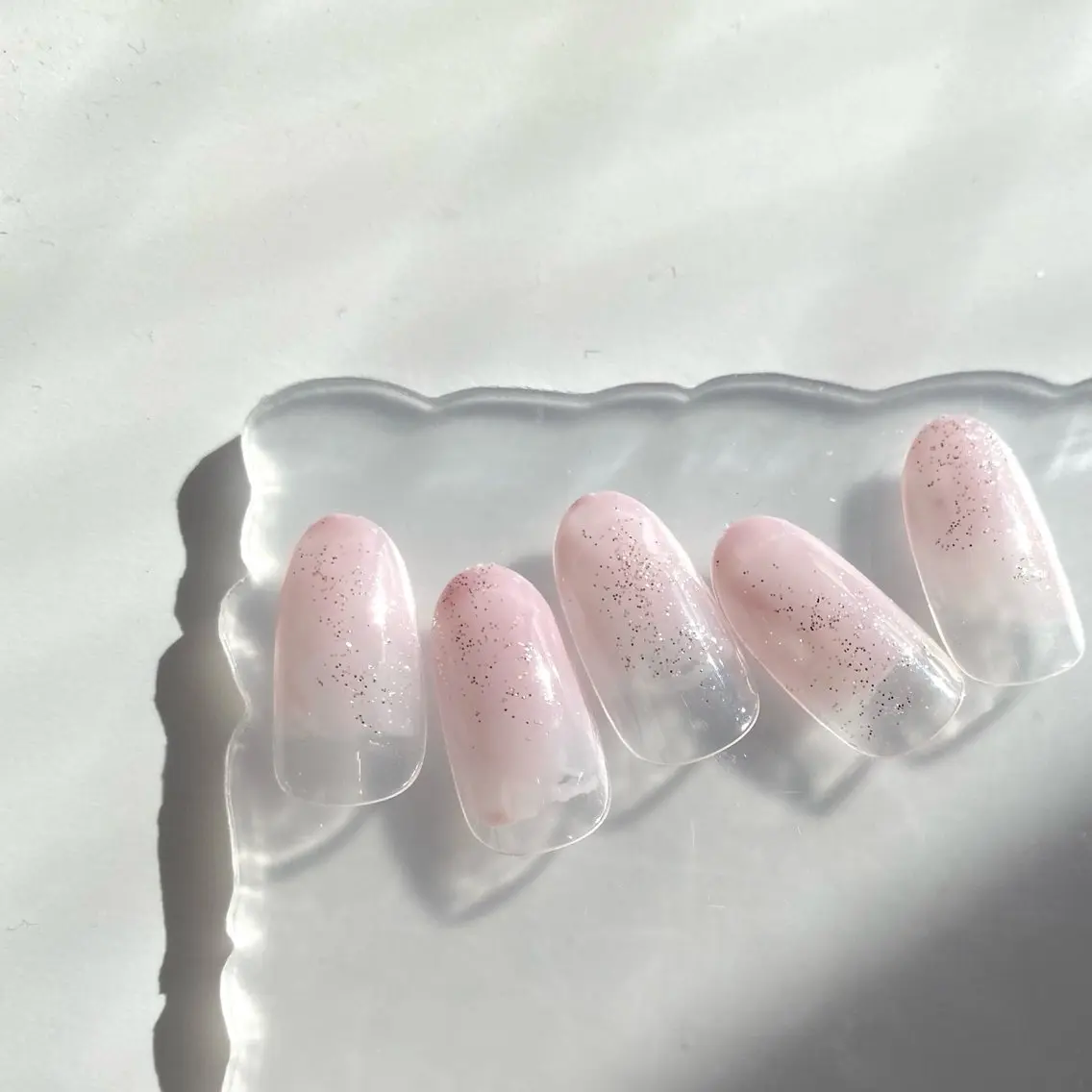 ネイル シンプルネイル Aoi💅🏻 表参道のネイルデザイン