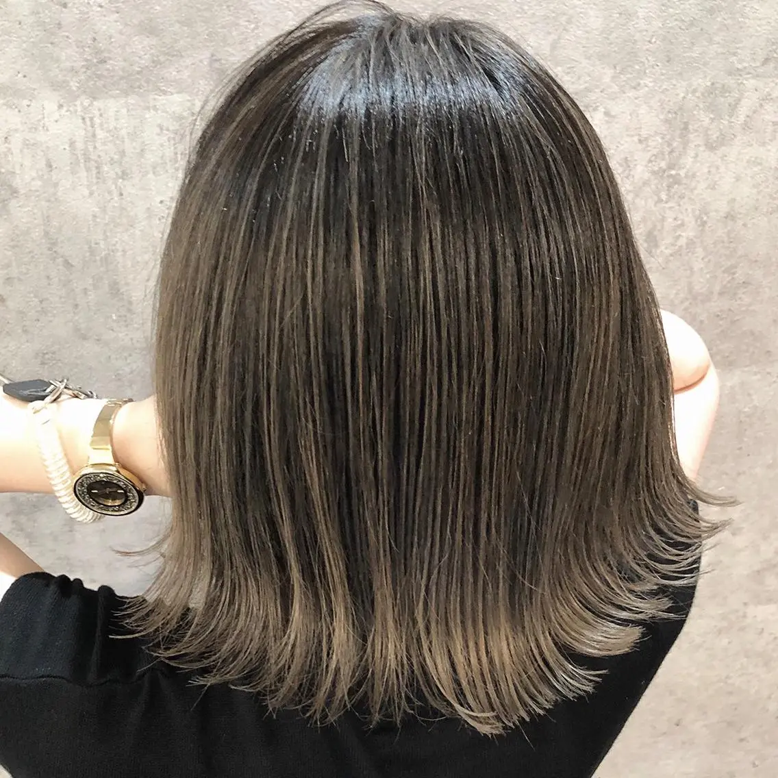 ミディアム カラー ハイライトカラー ハイライト ✨MiL✨ ✨心斎橋✨のヘアスタイル