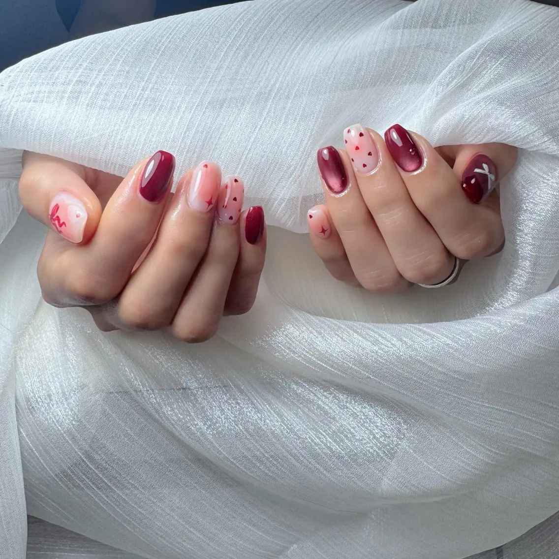 ネイル チークネイル フレンチネイル グラデーション 韓国ネイル マグネットネイル ハンドネイル Hana Nailのネイルデザイン