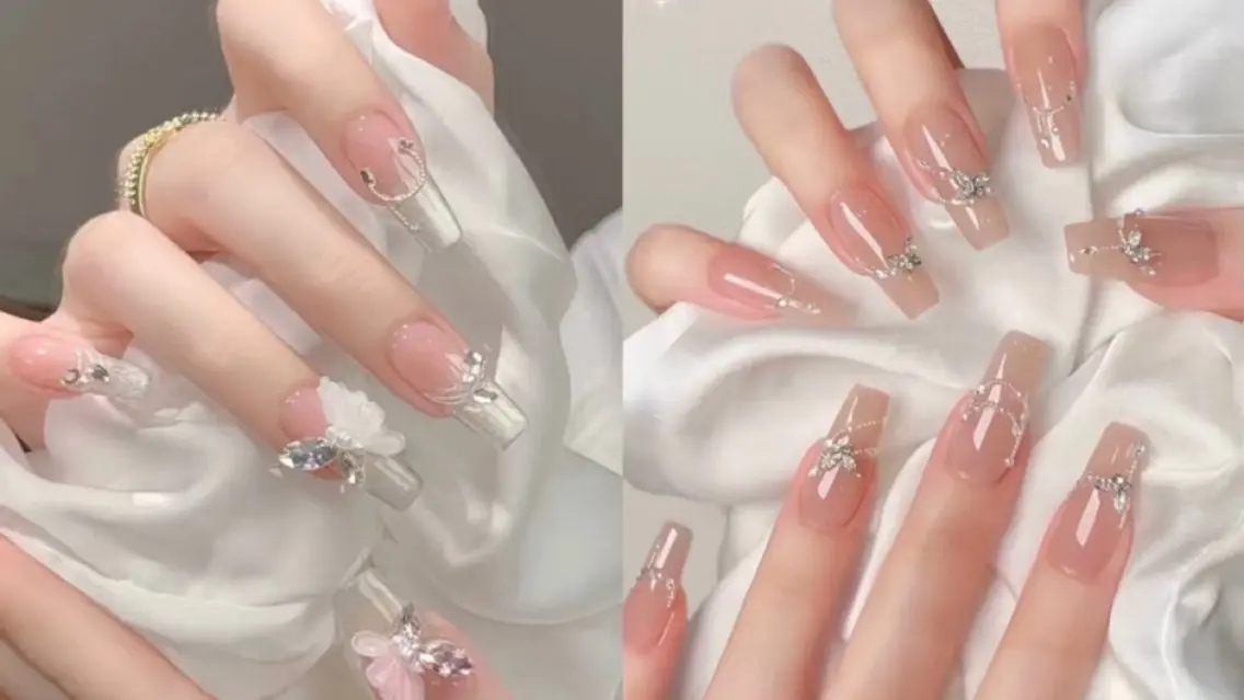 ネイル オーロラネイル チークネイル 長さ出し フットネイル フレンチネイル AND Nail 長さだし専門新宿店のネイルデザイン